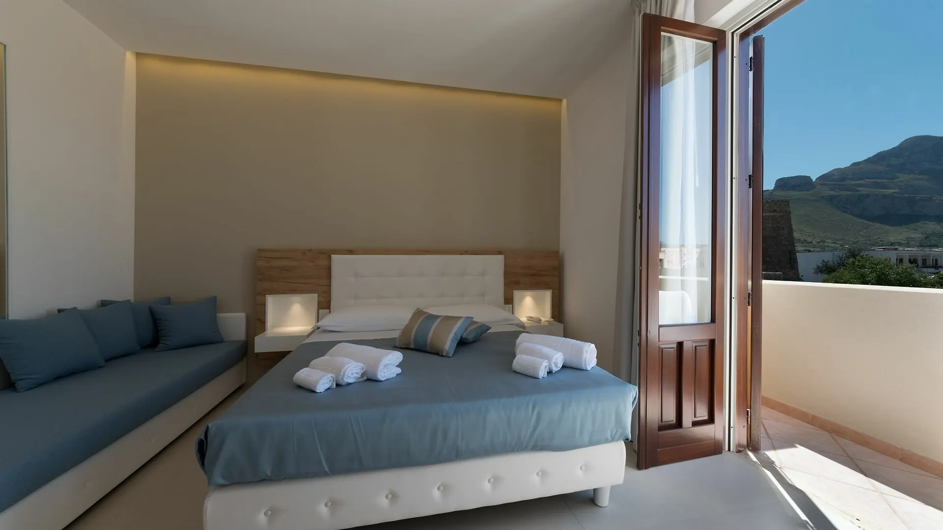 ***  Artemide Hotel Сан-Вито-Ло-Капо Италия